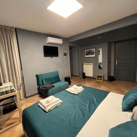 Naples Luxury Suites B&B Ngoại thất bức ảnh