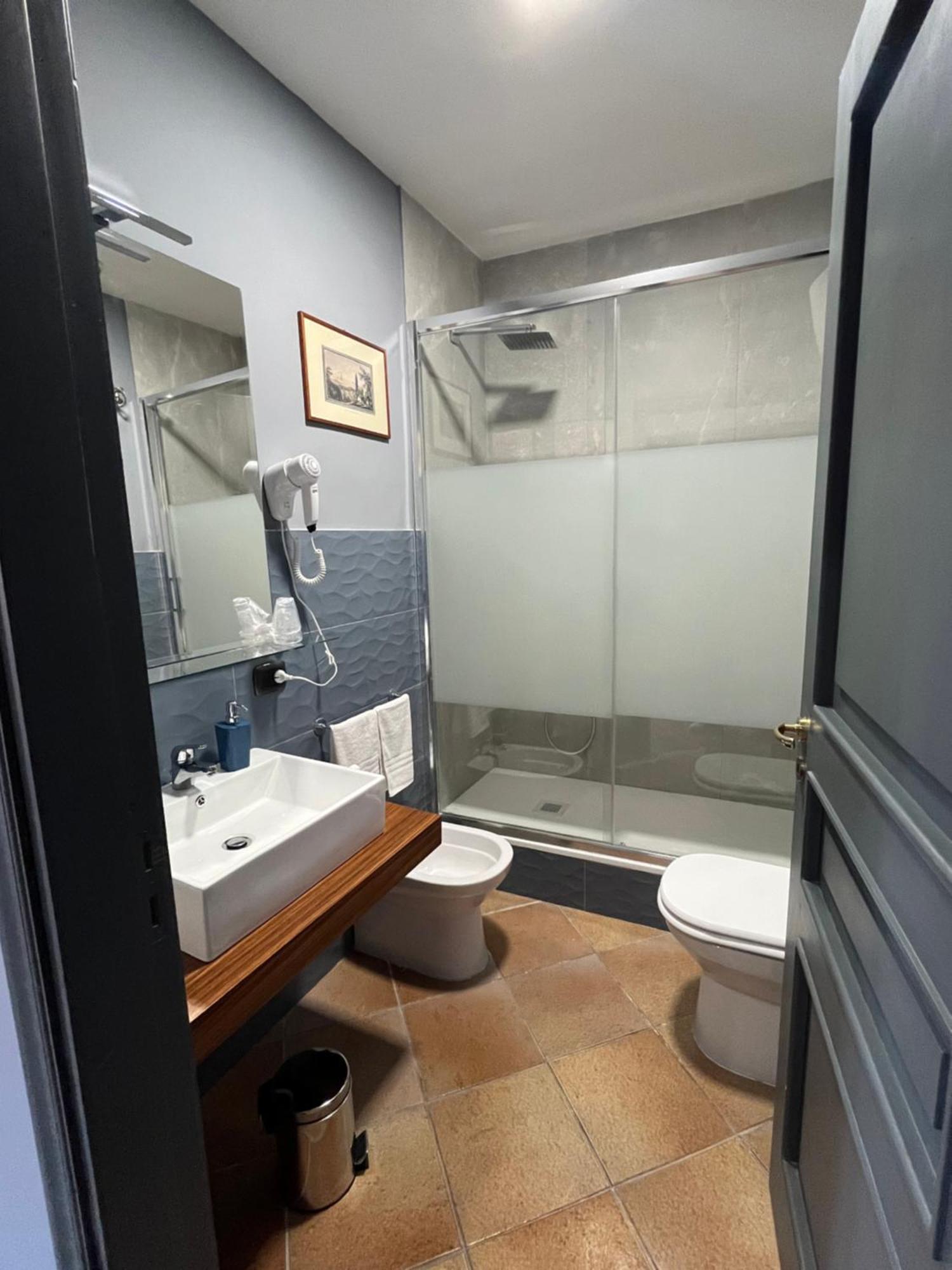 Naples Luxury Suites B&B Ngoại thất bức ảnh